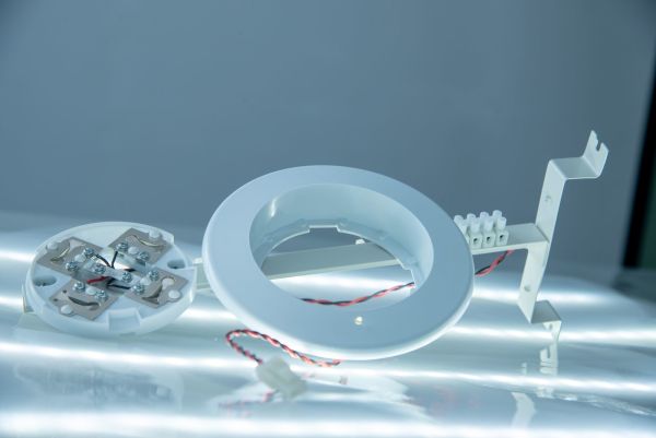 МК для ЗП Комплект монтажних частин пожежного сповіщувача для застельового простору (з CV8)